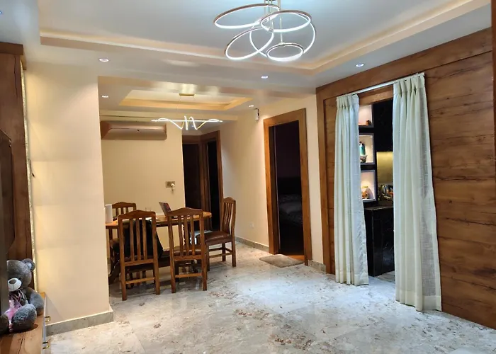 Apartment Modern & Comfortable - Near Kalanki